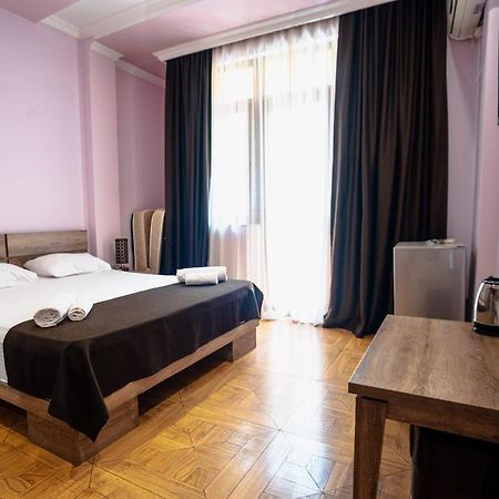 Porto Franco Hotel Batumi Eksteriør billede