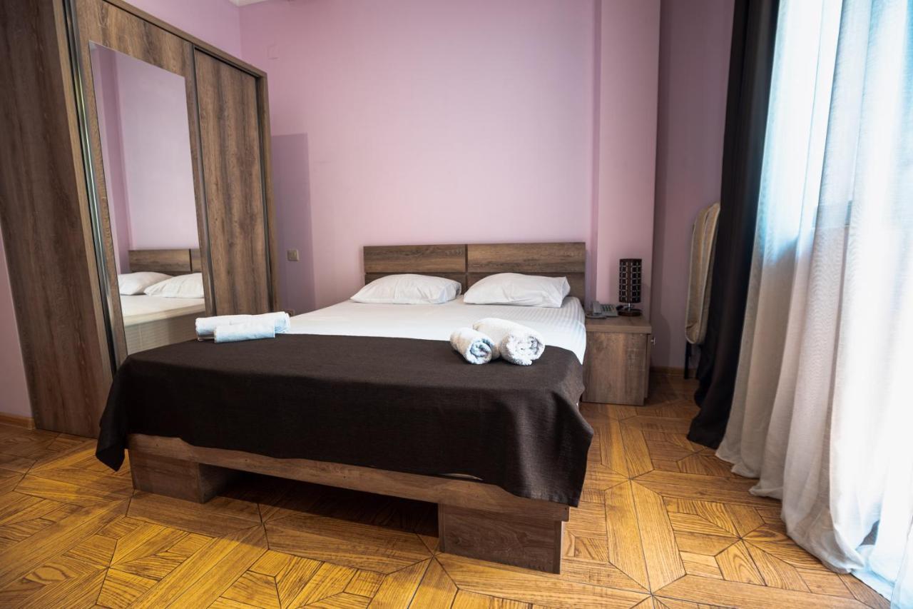 Porto Franco Hotel Batumi Eksteriør billede