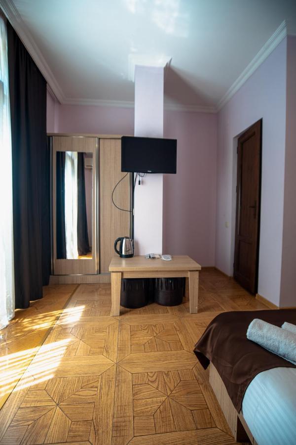 Porto Franco Hotel Batumi Eksteriør billede