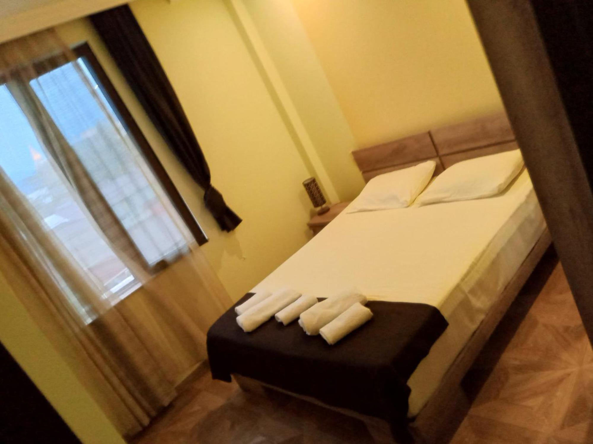 Porto Franco Hotel Batumi Eksteriør billede
